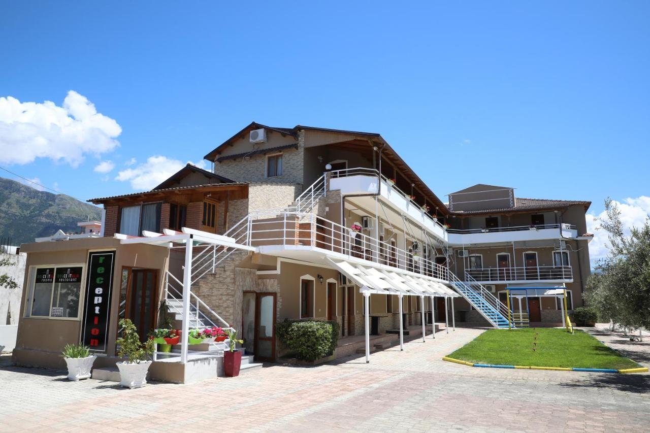 Dolce Italia Residence Radhimë Exterior foto