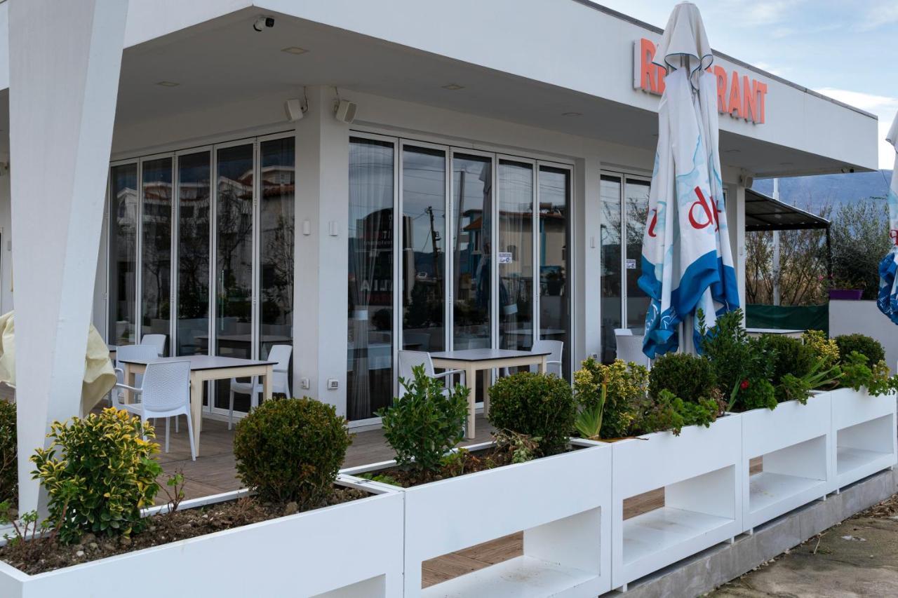 Dolce Italia Residence Radhimë Exterior foto