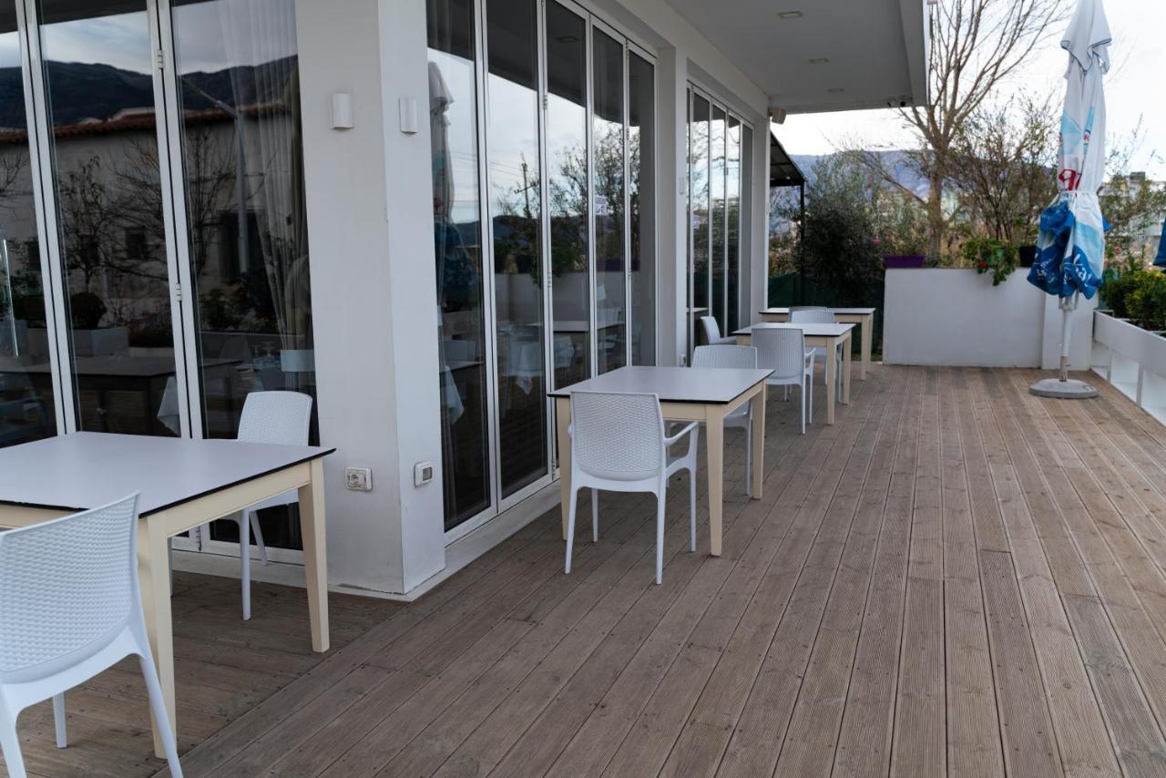 Dolce Italia Residence Radhimë Exterior foto